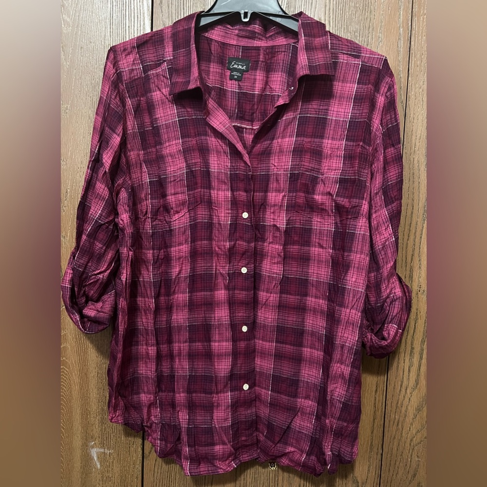 NWT Simply Emma 3x long sleeves